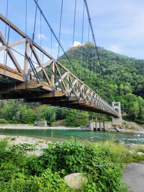 Suspension bridge